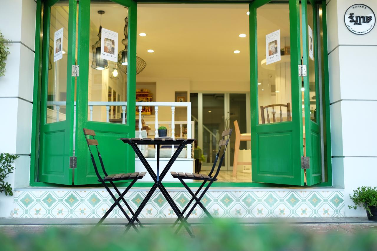 Ratana Boutique Hostel Bangkok Exterior photo