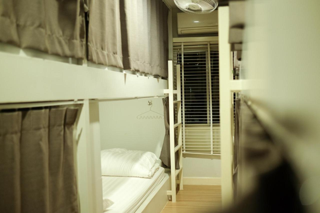 Ratana Boutique Hostel Bangkok Exterior photo