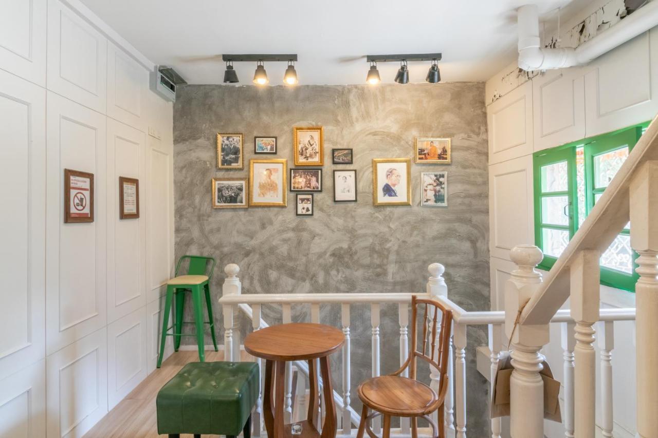 Ratana Boutique Hostel Bangkok Exterior photo